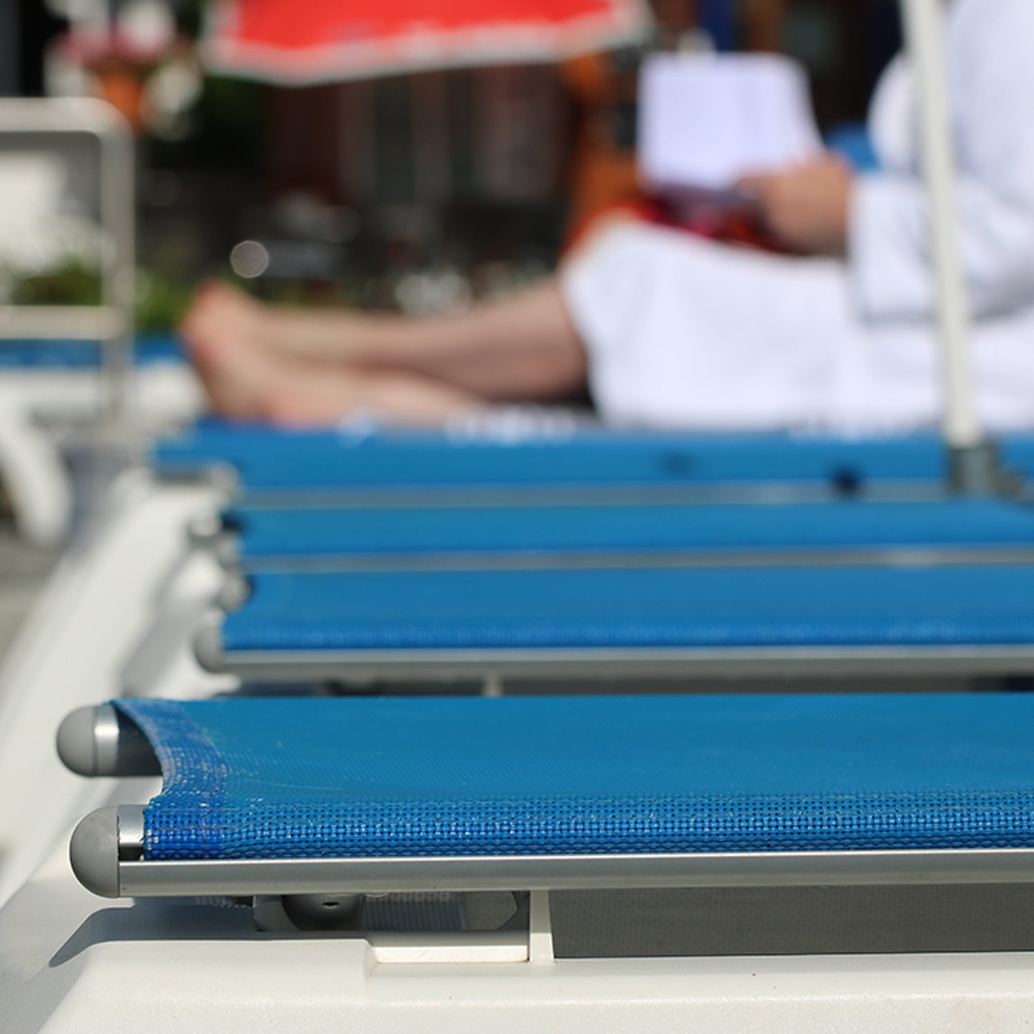 #color_Blue Sling/White Frame