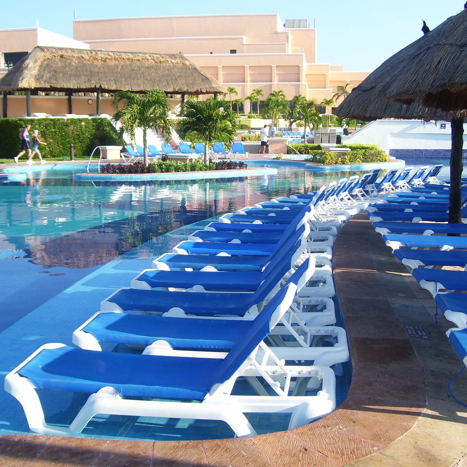 #color_Blue Sling/White Frame