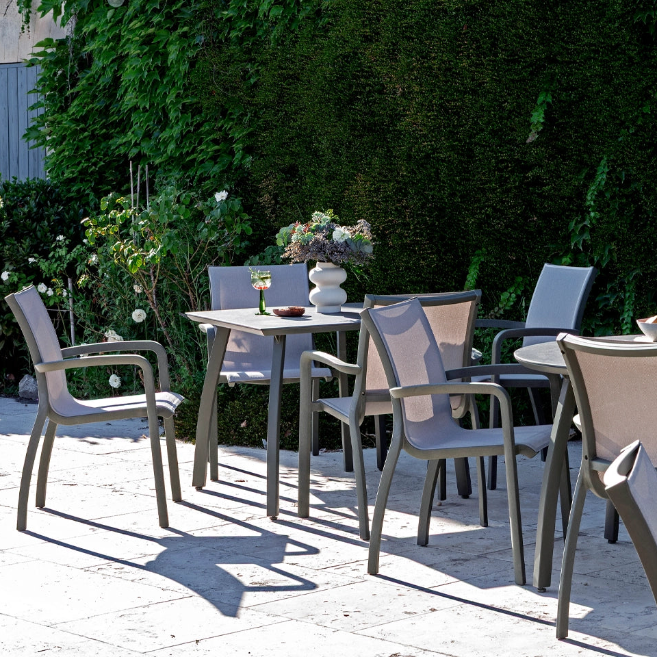 #color_Granite/Volcanic Black