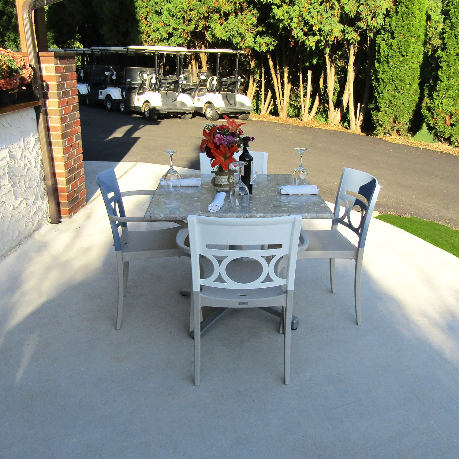 #color_Glacier White/Linen