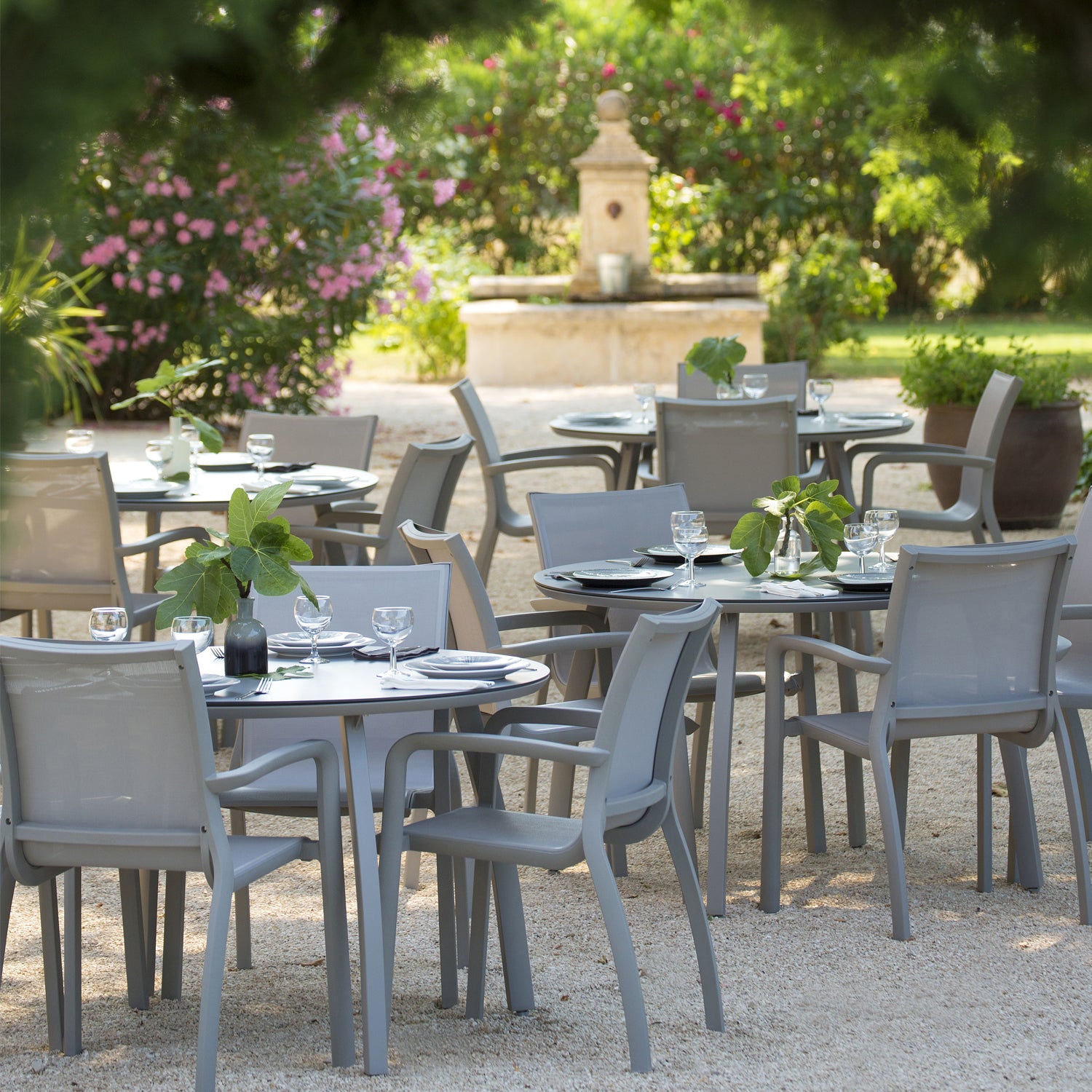 #color_Solid Gray/Platinum Gray