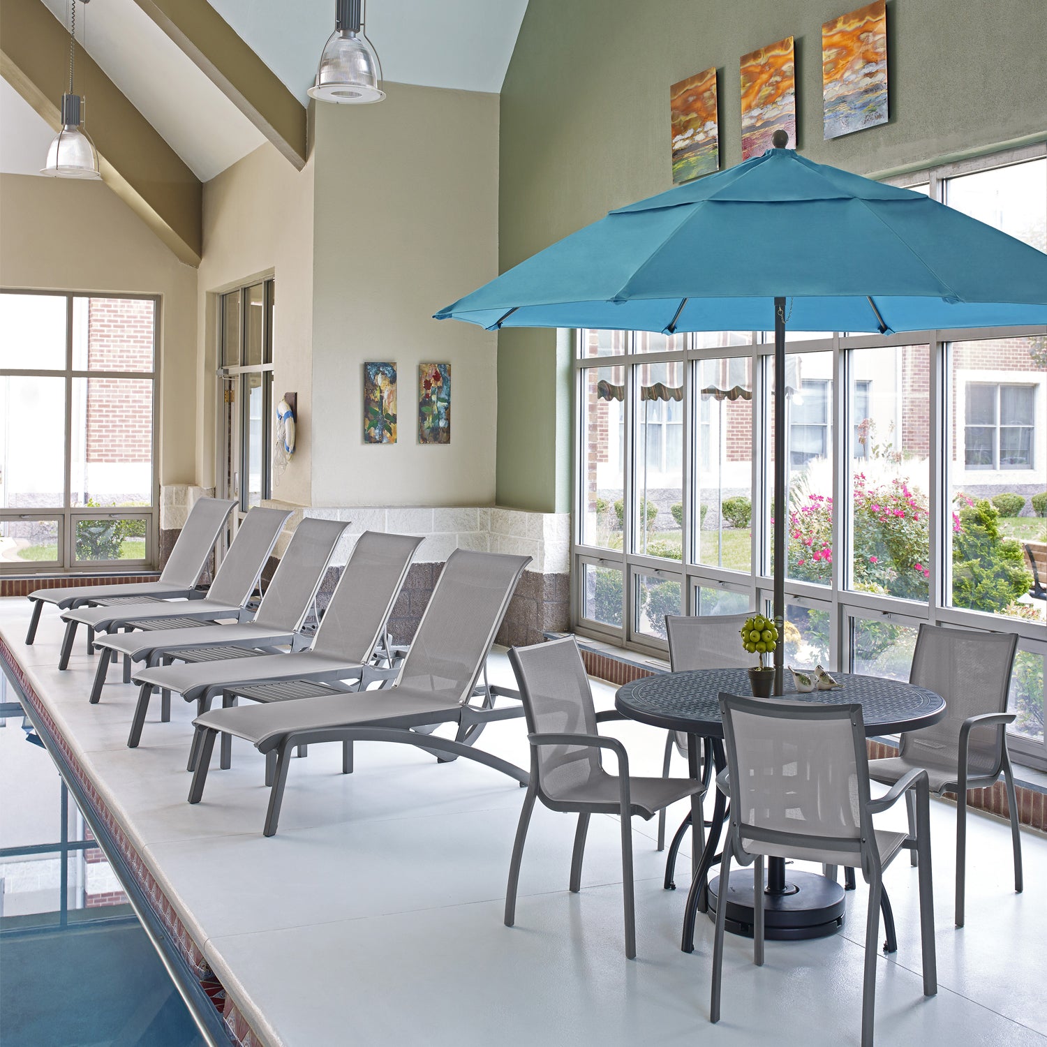 #color_Solid Gray/Volcanic Black