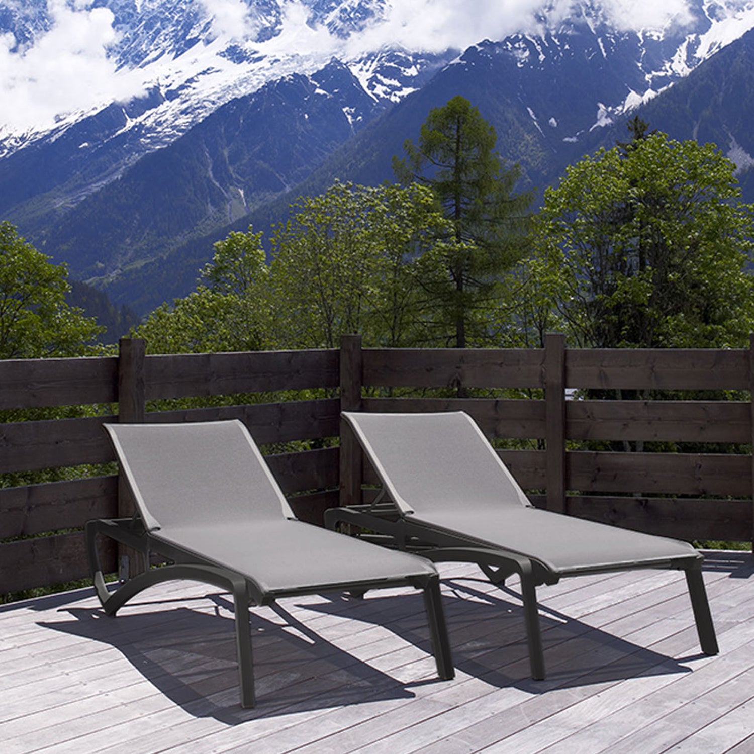 #color_Solid Gray/Volcanic Black