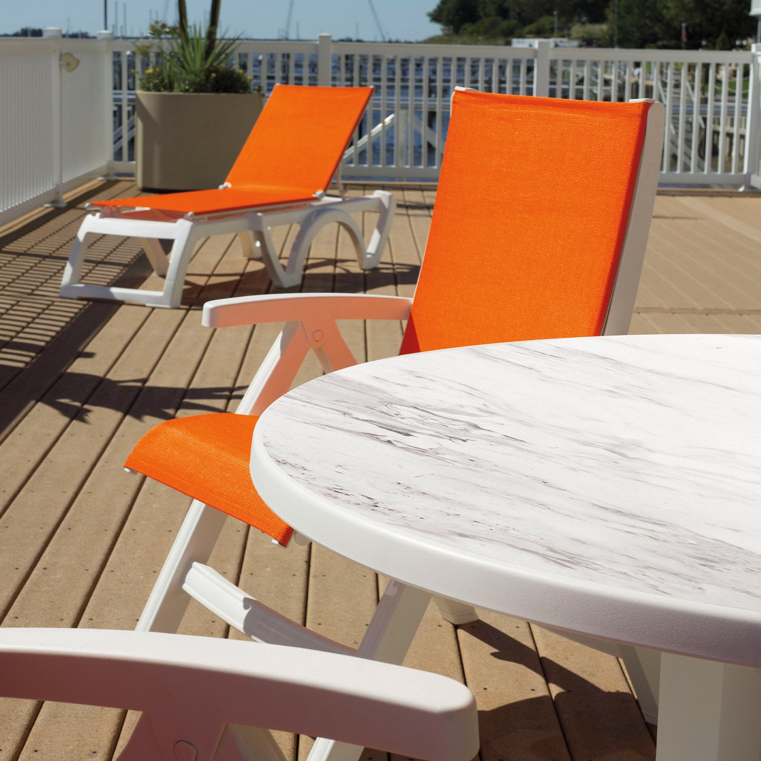 #color_Orange Sling/White Frame