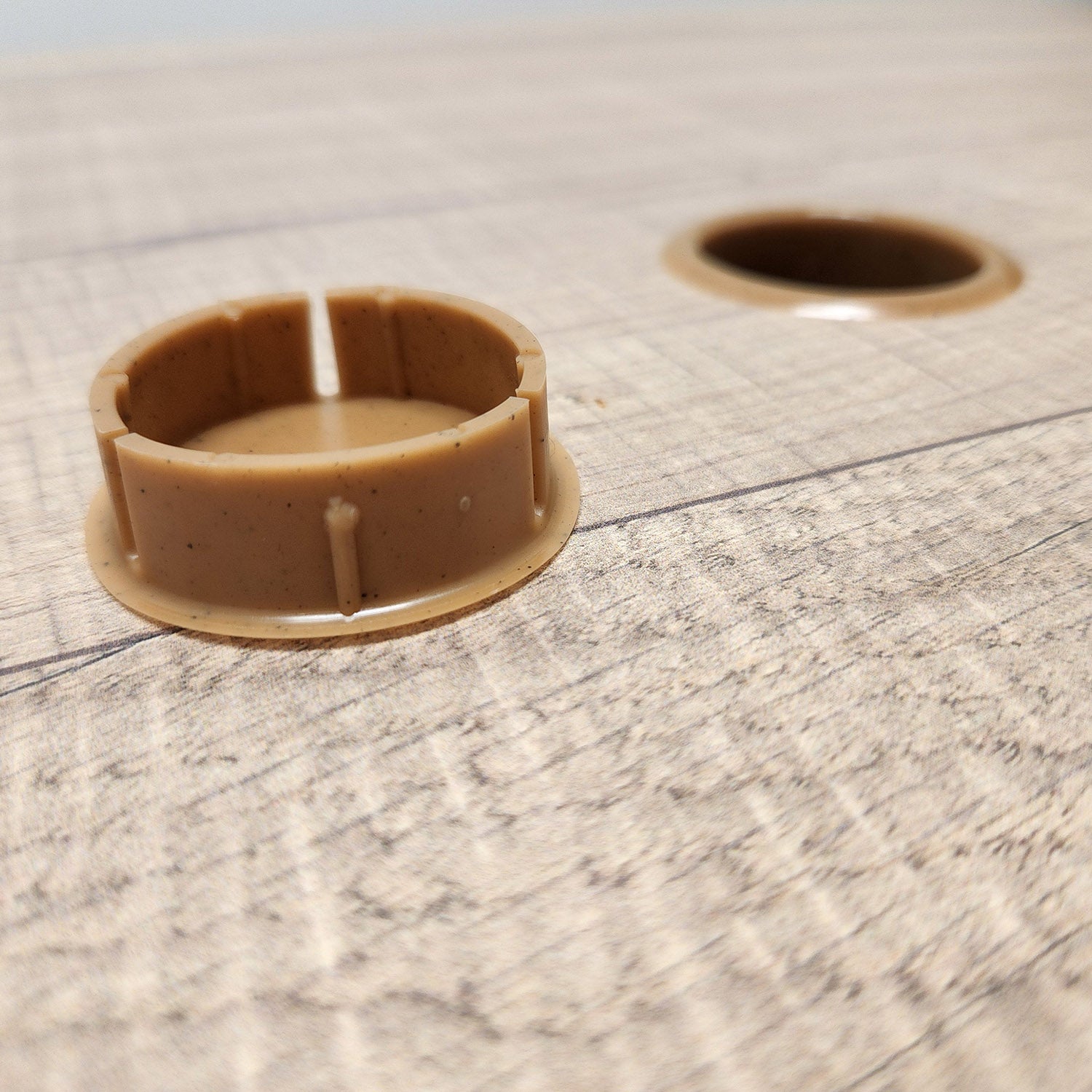 #color_Sawcut/Teakwood